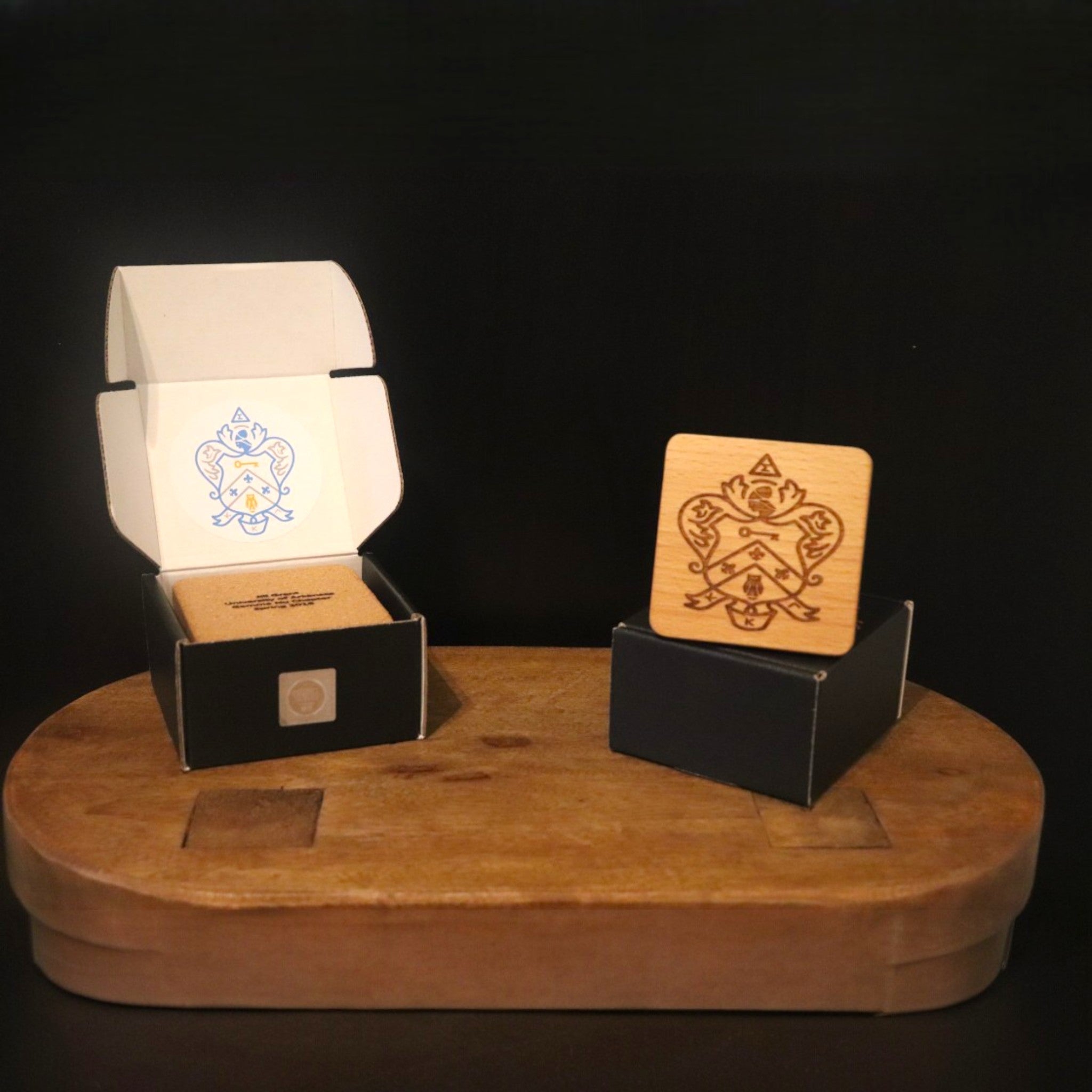 Kappa Kappa Gamma (Crest)