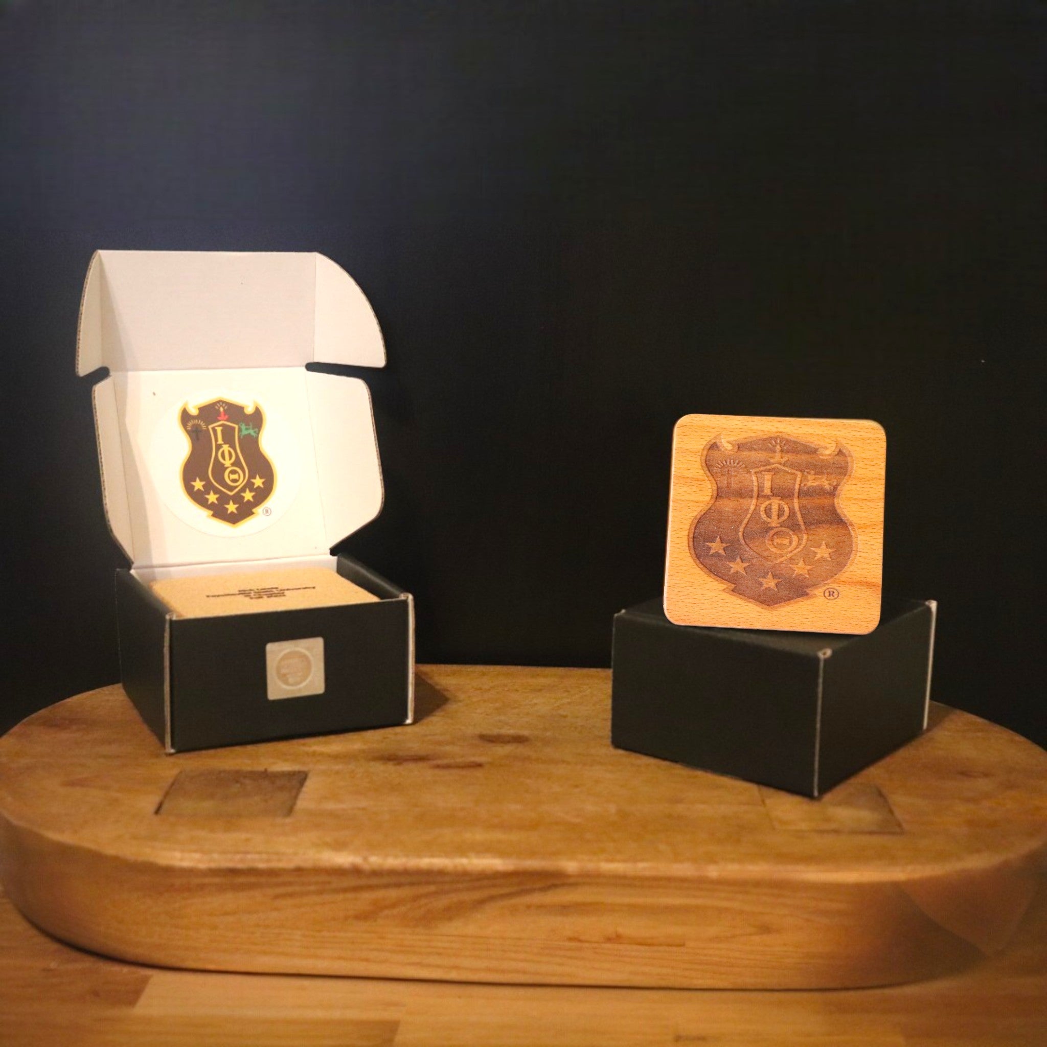 Iota Phi Theta (Crest)