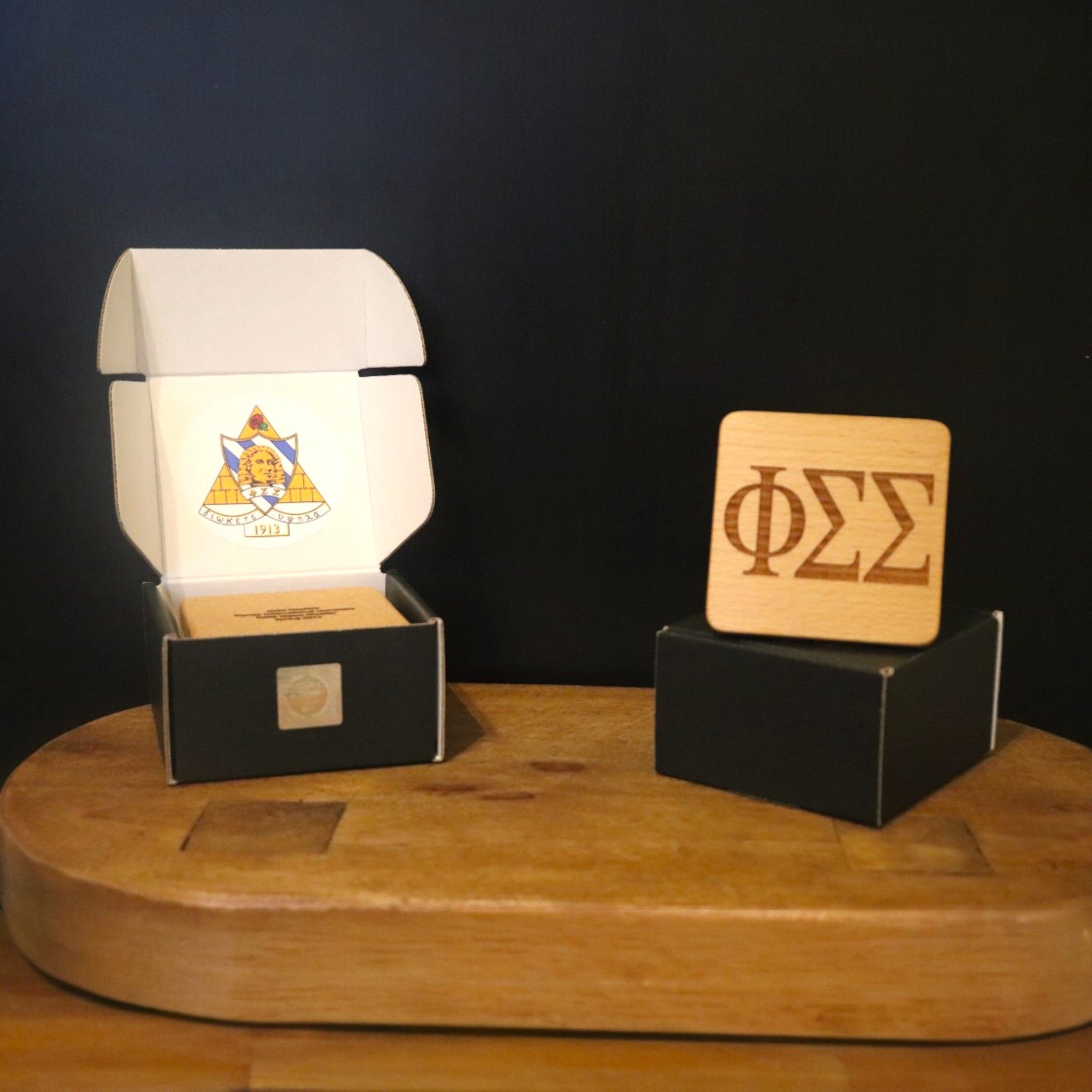Phi Sigma Sigma (Greek Letters)